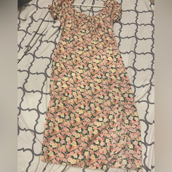 SOLD Floral Pink Puff Sleeve Side Slit Dress - Picture 2 of 2